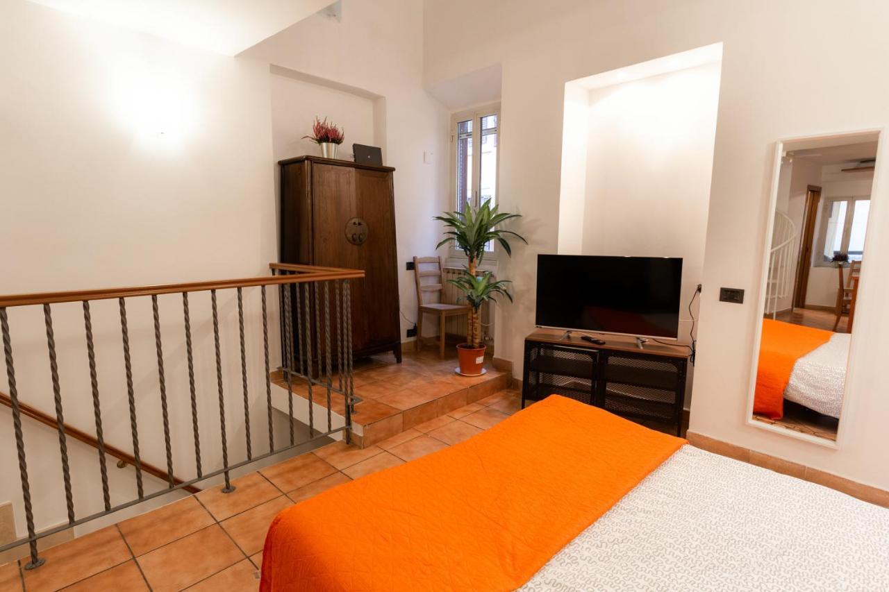 Trastevere Four Seasons Trilussa 1 โรม ภายนอก รูปภาพ